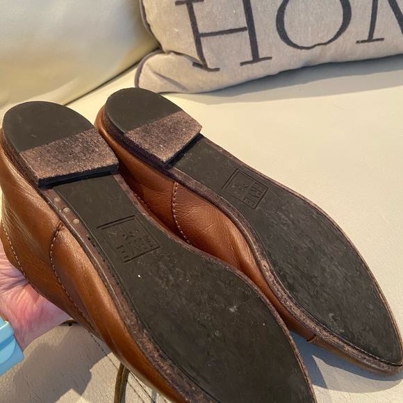 FRYE shoes flats brown size 6.5 - Picture 6 of 8